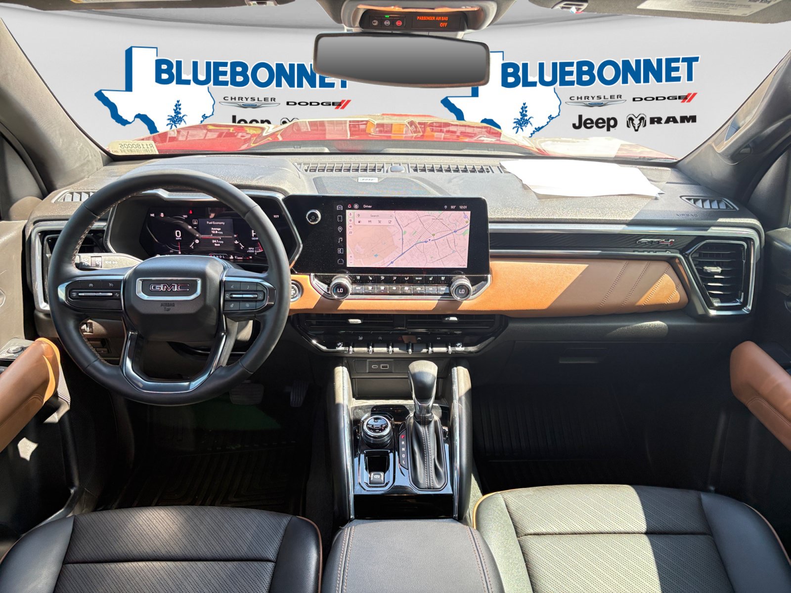 Used 2024 GMC Canyon AT4 w/ AT4 Premium Package AWD/4WD image 12