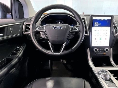 Used 2024 Ford Edge SEL w/ Convenience Package AWD/4WD image 8