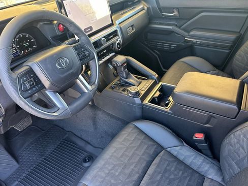 New 2026 Toyota Tacoma TRD Off-Road AWD/4WD image 11