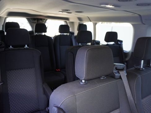 Used 2023 Ford Transit 350 XLT image 10