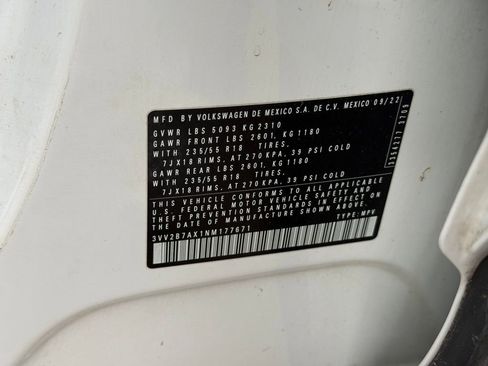 Used 2022 Volkswagen Tiguan SE image 10