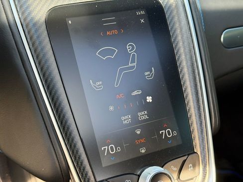 Used 2021 McLaren GT image 20