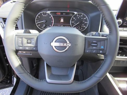 New 2026 Nissan Rogue SV FWD image 27