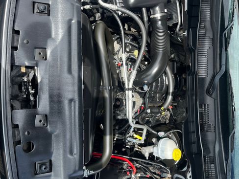 Used 2020 RAM 1500 Tradesman w/ Chrome Appearance Group image 15