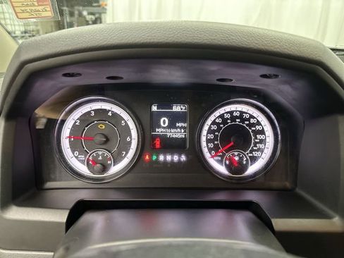 Used 2018 RAM 1500 Express w/ Black Ram 1500 Express Group image 13