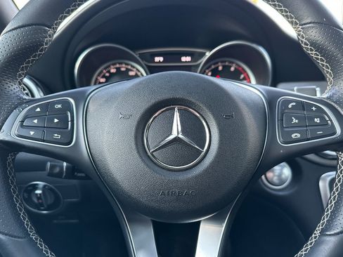 Used 2018 Mercedes-Benz GLA 250 image 22