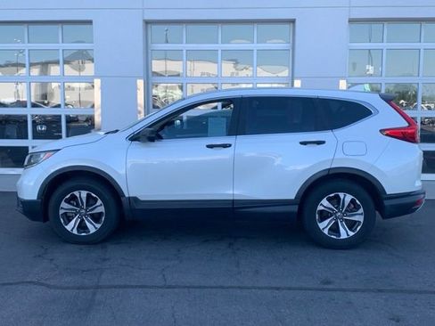 Used 2017 Honda CR-V LX image 3