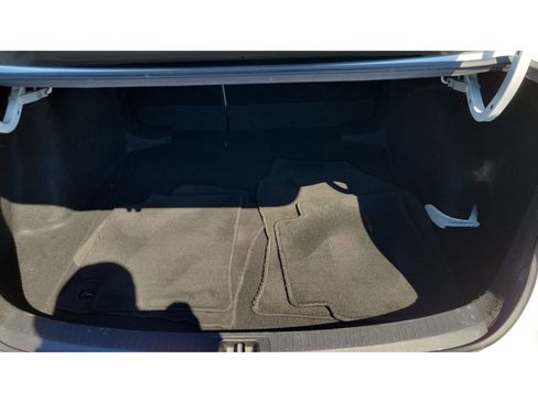 Used 2022 Toyota Corolla L image 12