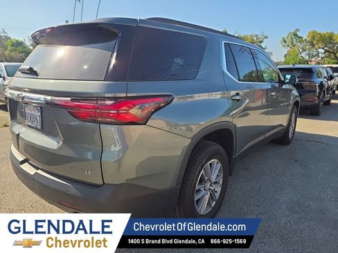 Used 2022 Chevrolet Traverse LT w/ LPO, Floor Liner Package FWD image 5