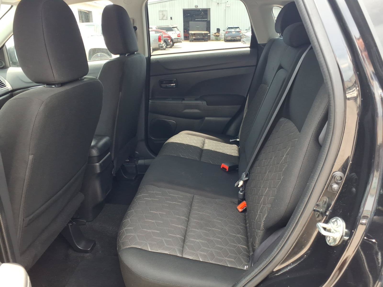 Used 2024 Mitsubishi Outlander Sport ES AWD/4WD image 10
