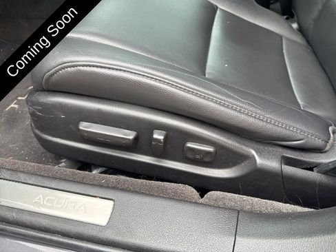 Used 2019 Acura TLX FWD image 9