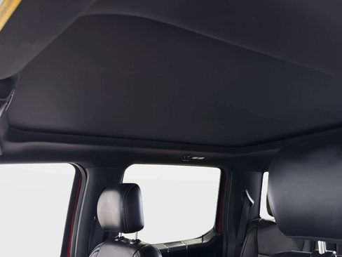 Used 2019 Ford F150 Lariat w/ Equipment Group 502A Luxury AWD/4WD image 36