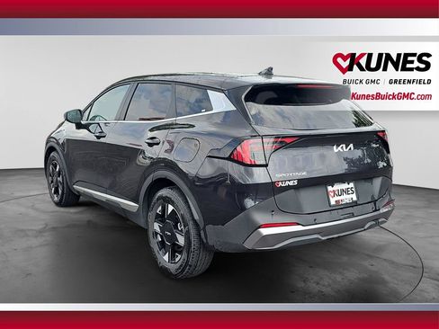 Used 2026 Kia Sportage LX FWD image 8