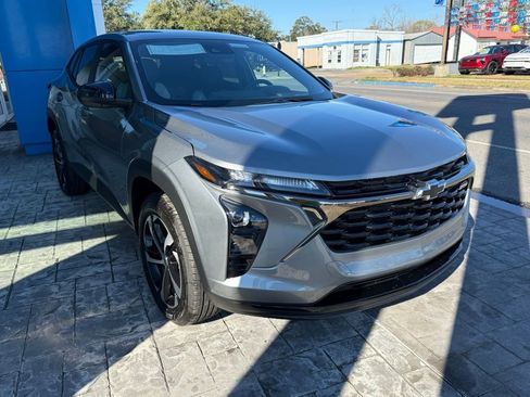 New 2026 Chevrolet Trax RS image 5