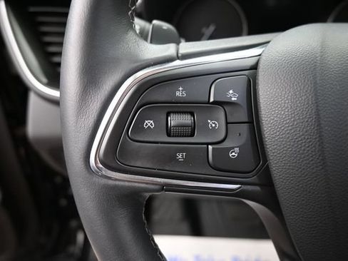 Used 2023 Buick Envision Essence AWD/4WD image 32