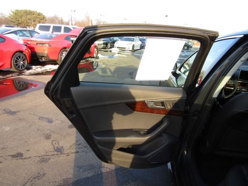 Used 2018 Audi A4 2.0T Premium Plus image 14