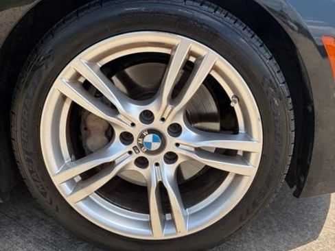 Used 2017 BMW 330i Sedan RWD image 13