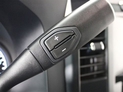 Used 2024 Ford F350 XLT w/ FX4 Off-Road Package image 26