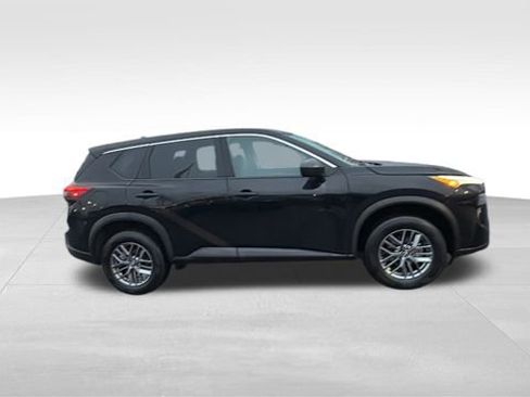 Used 2024 Nissan Rogue S image 33