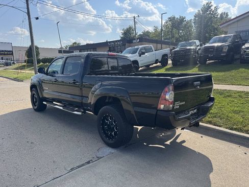 Used 2015 Toyota Tacoma 4x4 Double Cab image 3