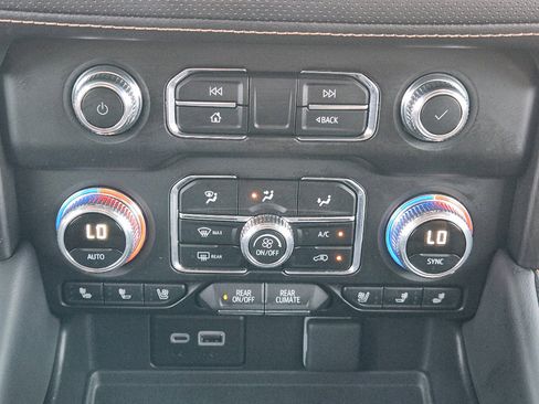 Certified 2024 GMC Yukon XL AT4 w/ Technology Package image 20