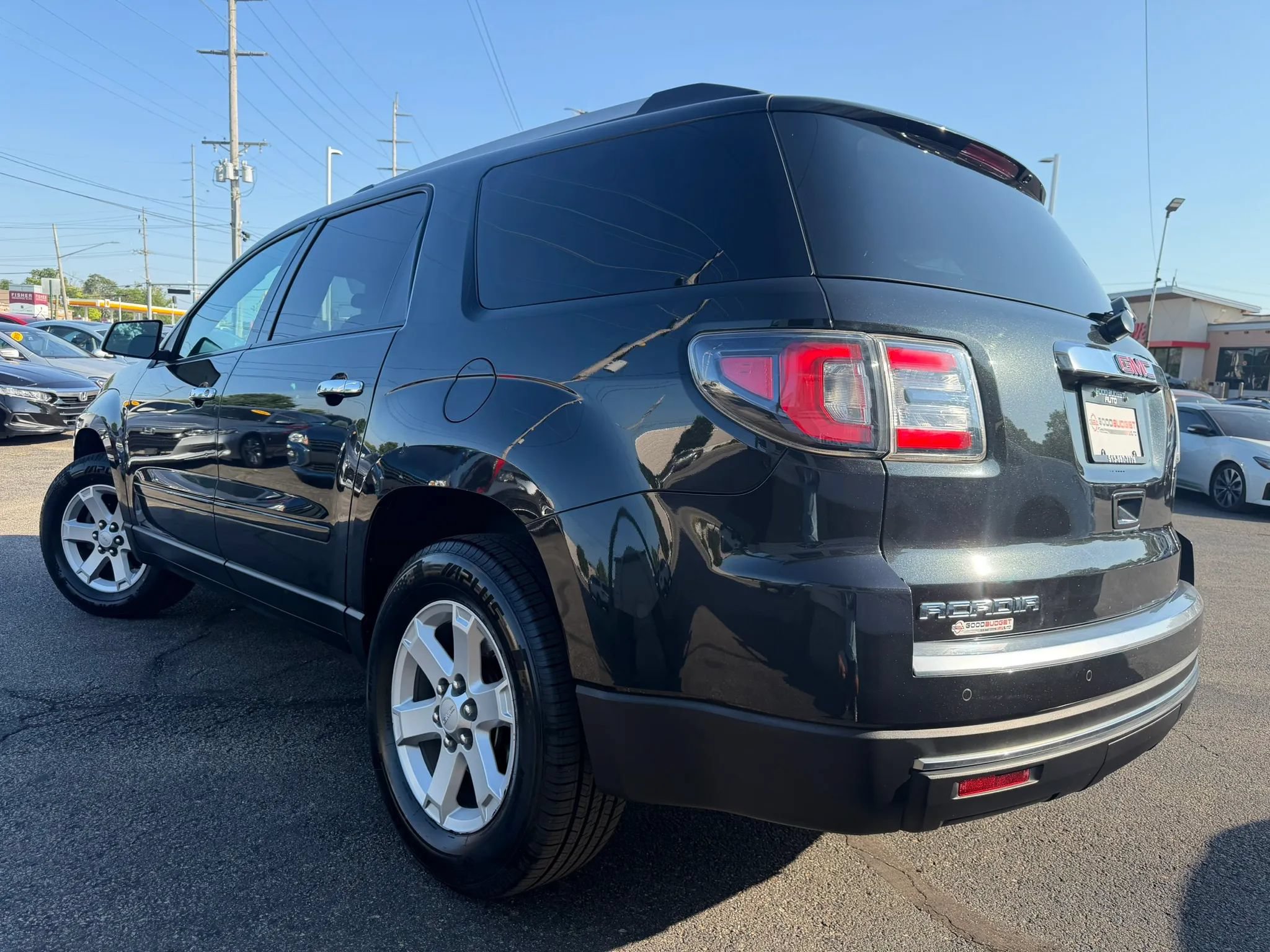 Used 2015 GMC Acadia SLE FWD image 10