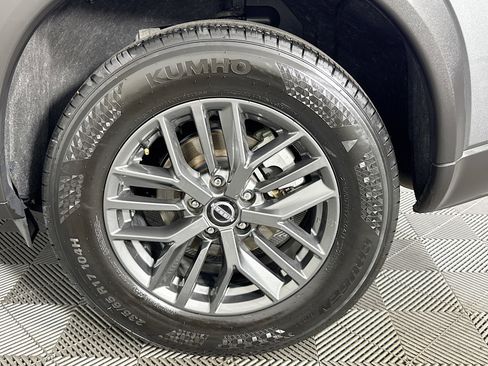 Used 2023 Nissan Rogue S FWD image 36