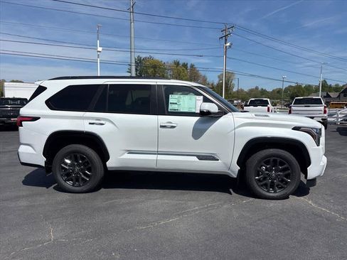 New 2026 Toyota Sequoia Platinum AWD/4WD image 2