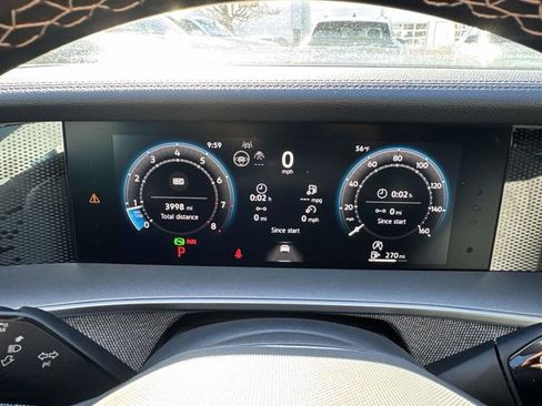 Used 2025 Volkswagen Tiguan S FWD image 19