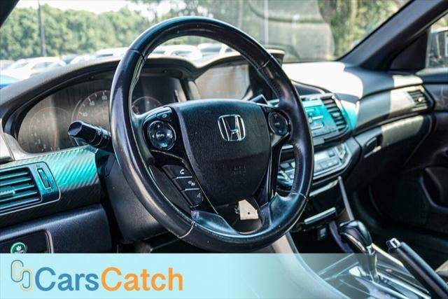 Used 2017 Honda Accord Sport image 20