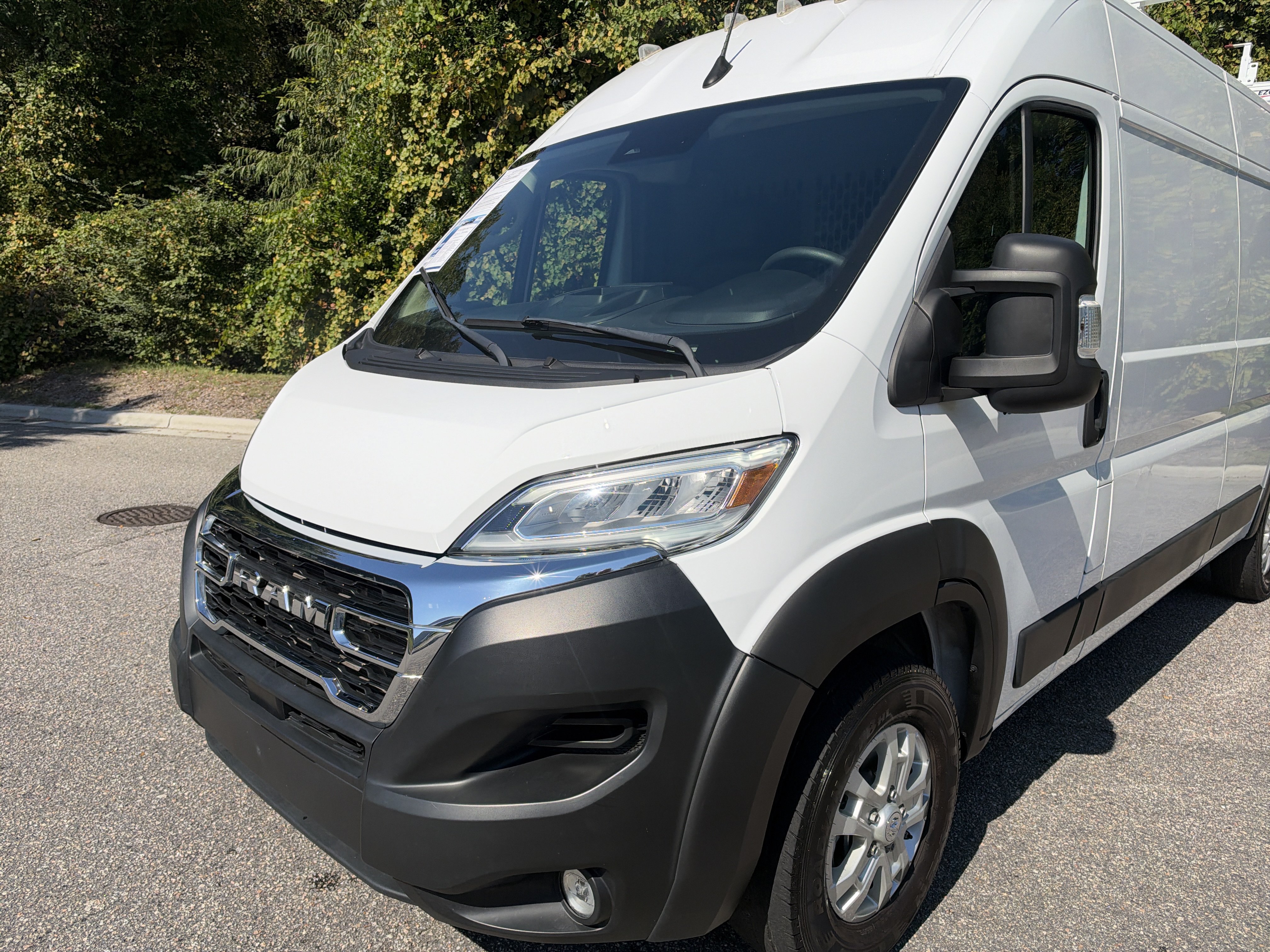 Used 2024 RAM ProMaster 2500 w/ Quick Order Package 22G SLT FWD image 5