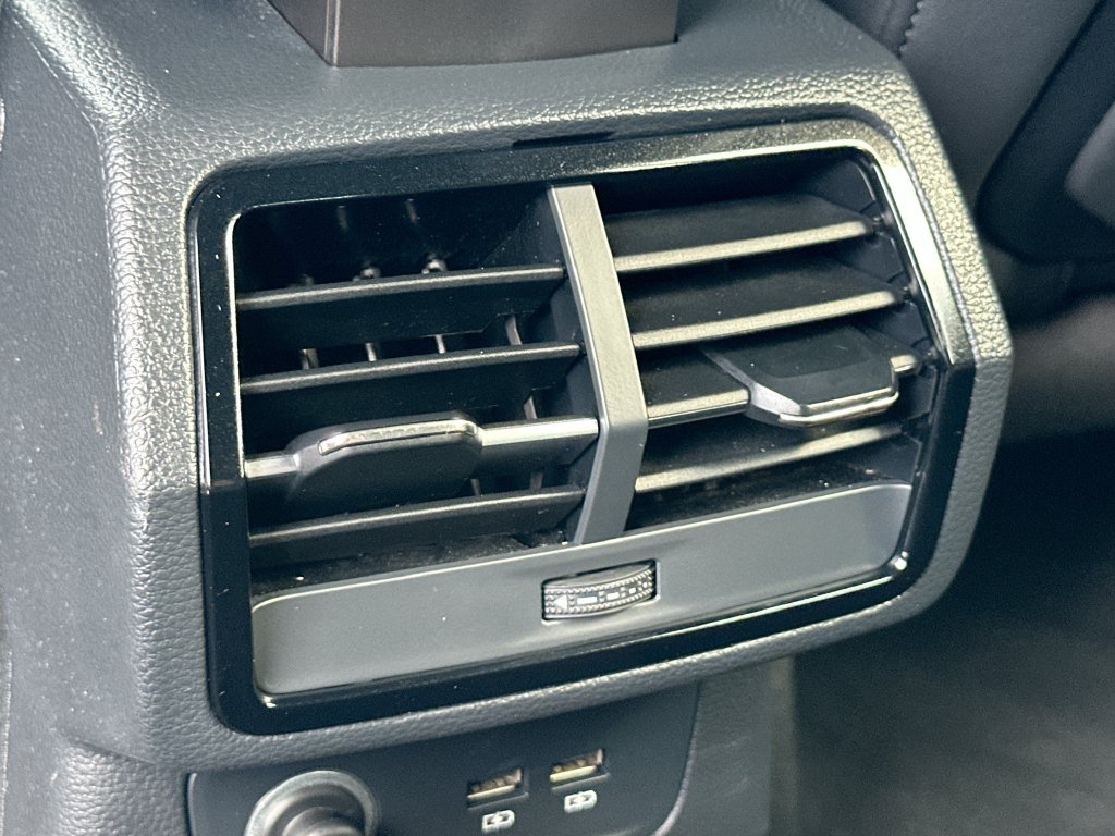 Used 2019 Audi Q3 2.0T Premium AWD/4WD image 25