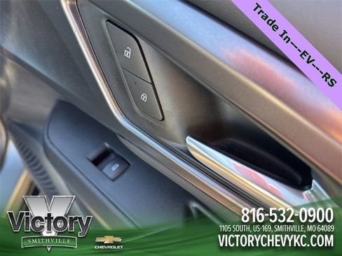 Used 2024 Chevrolet Equinox EV RS image 16