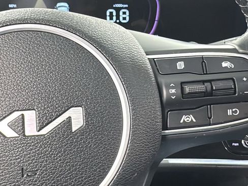 Used 2025 Kia Sportage X-Line w/ Premium Package image 23
