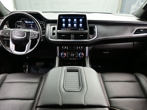 Used 2021 GMC Yukon SLT w/ SLT Premium Package image 18