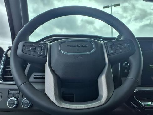 New 2026 GMC Sierra 2500 Denali w/ Denali Reserve Package image 12