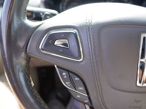 Used 2017 Lincoln MKZ Select w/ Select Plus Package image 32