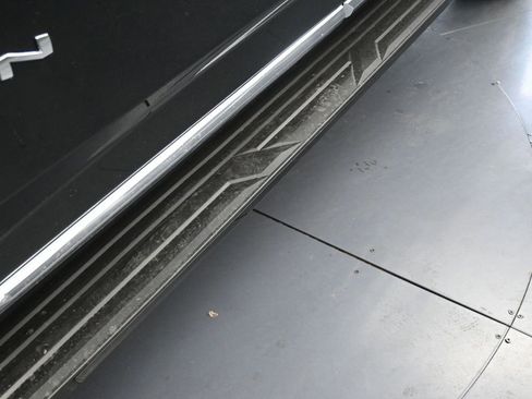 New 2026 GMC Yukon XL Elevation image 14