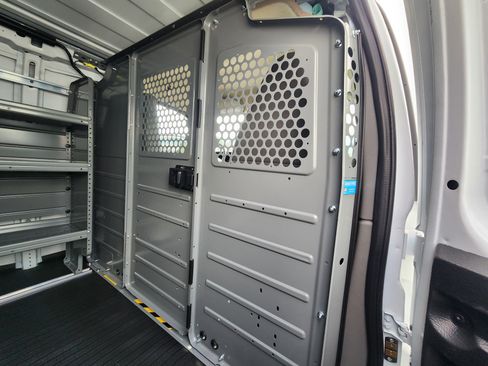 New 2025 Chevrolet Express 2500 w/ Driver Convenience Package image 10