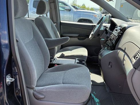 Used 2005 Toyota Sienna CE w/ CE Pkg 1 FWD image 13
