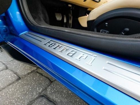 Used 2021 Ferrari F8 Tributo RWD image 62