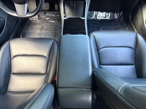 Used 2018 Tesla Model 3 Long Range RWD image 46