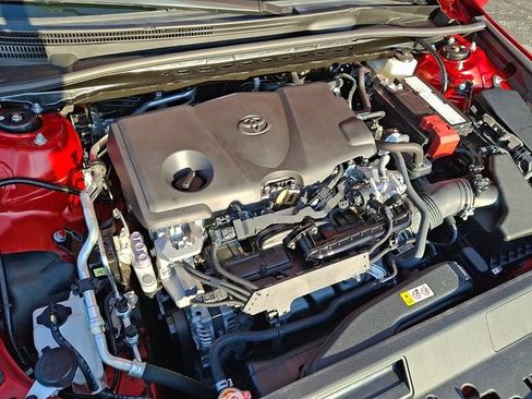 Used 2024 Toyota Camry LE FWD image 28