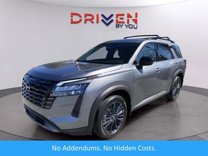 New 2026 Nissan Pathfinder SL w/ SL Premium Package