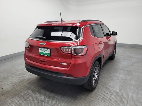 Used 2018 Jeep Compass Latitude w/ Popular Equipment Group image 9