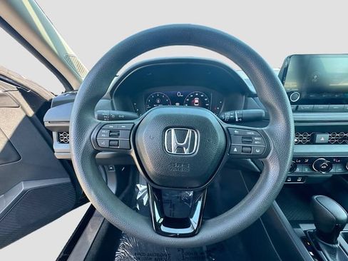 Certified 2025 Honda Accord SE image 13