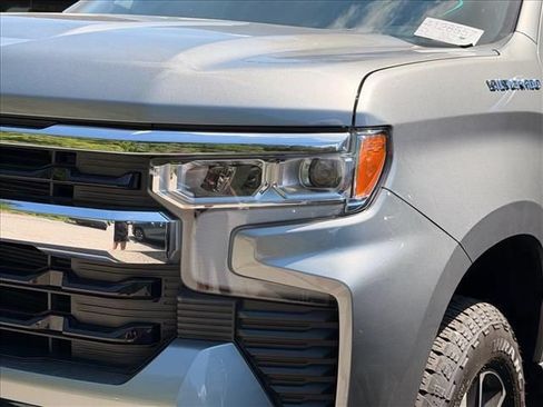 Used 2024 Chevrolet Silverado 1500 LT w/ Protection Package AWD/4WD image 3