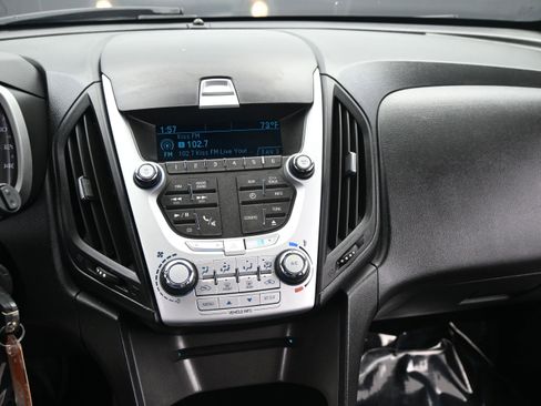 Used 2013 Chevrolet Equinox LS FWD image 18