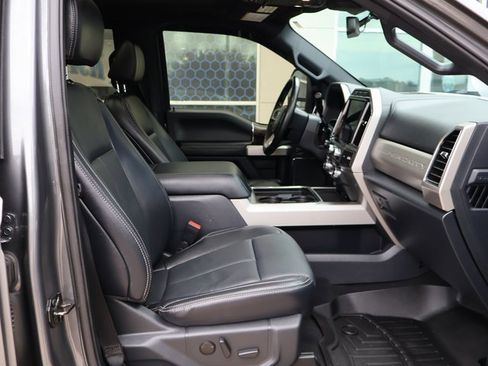 Used 2022 Ford F250 Lariat w/ Lariat Ultimate Package image 16