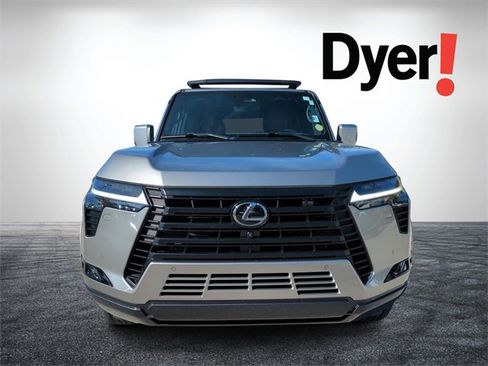 Used 2024 Lexus GX 550 image 9